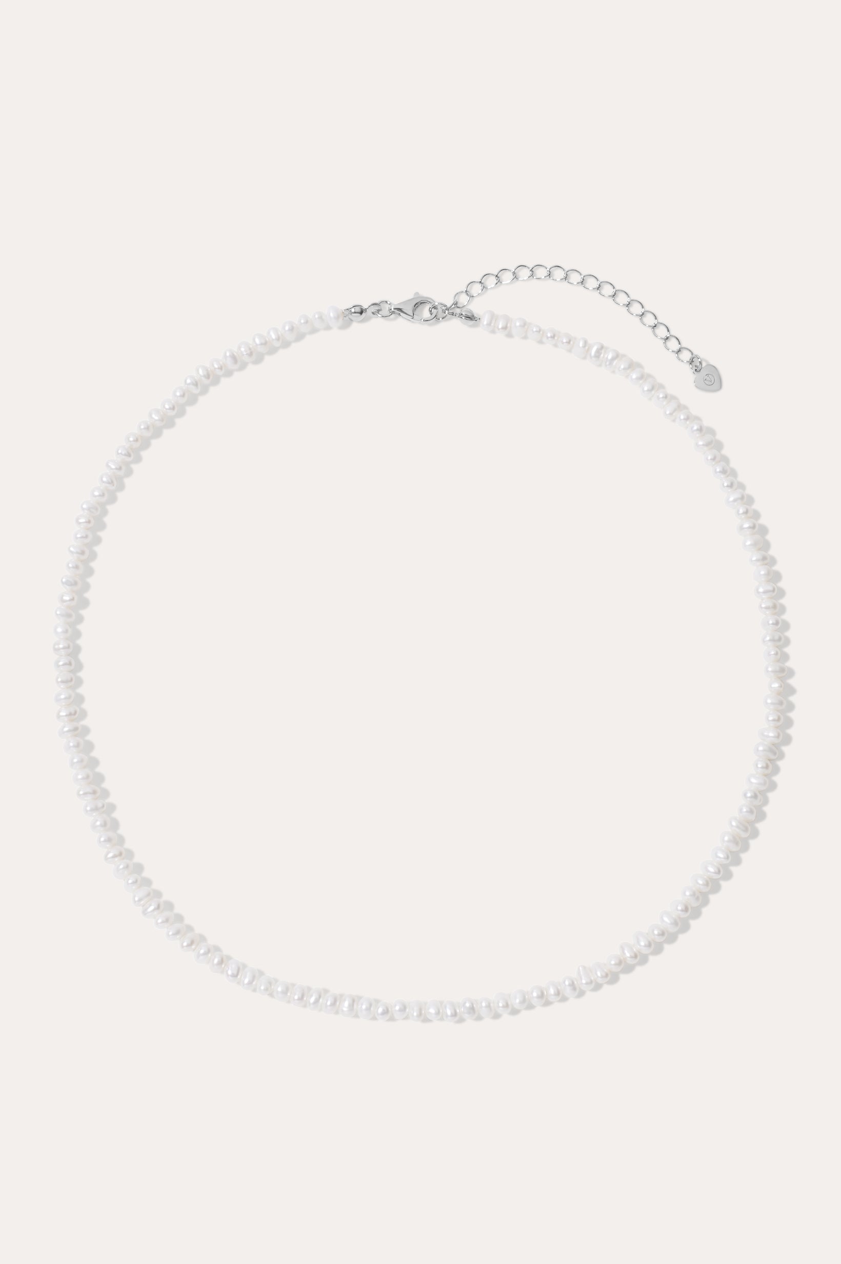 pearl choker necklace