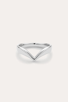 The Veda Plain Chevron Ring in Silver features a minimalist, V-shaped sterling silver design, showcased against a simple light background.